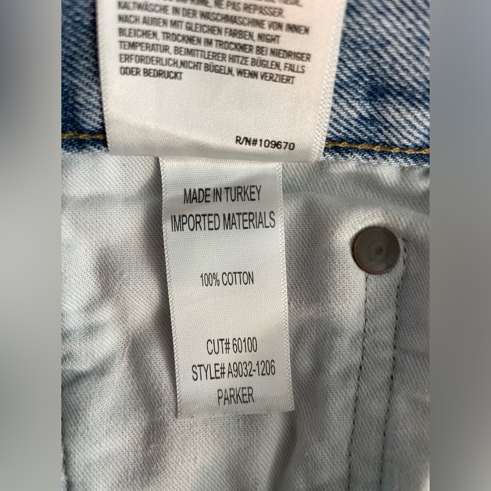 Agolde Parker Loose Jean Shorts Blue Distressed Denim 2.5” Inseam Women’s 30 - Picture 4 of 5